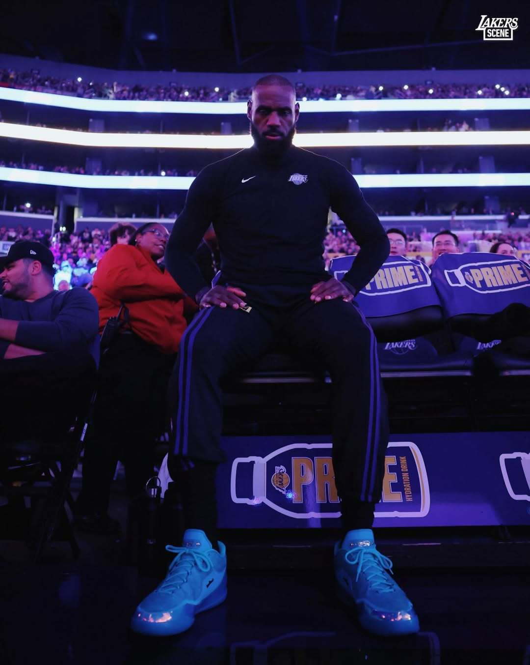 湖人胜鹈鹕取3连胜！詹姆斯1战轰下3大纪录，东契奇该向他学2件事